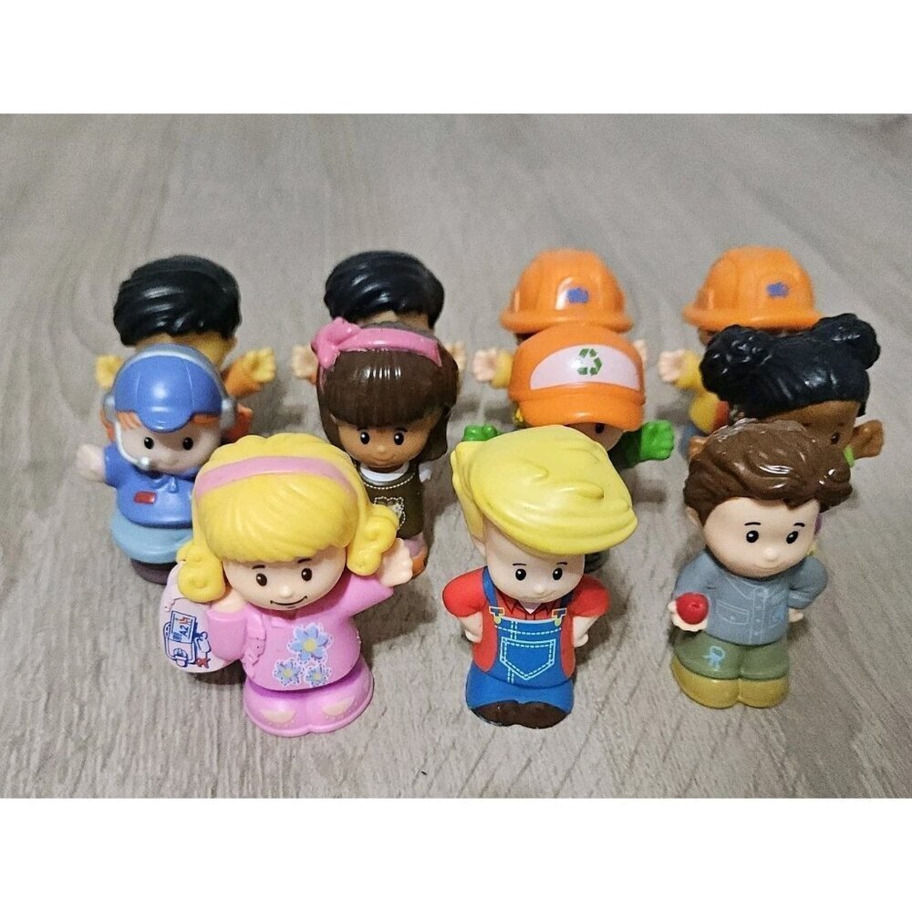 Lot Of 11 Fisher Price Little People Figures Construction Recycle Man FarmerBoys